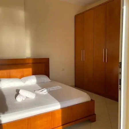 Apartment Jola Sarande